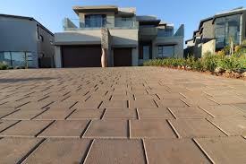 Best Custom Driveway Design  in Lawrenceville, VA